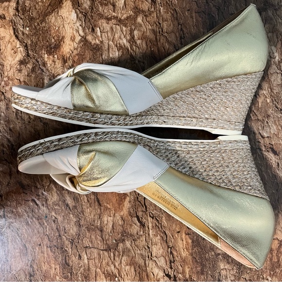 Cole Haan Women Sz 8B Nike Air Ava Open Toe Wedge Pumps Heel Sandals White Gold - Picture 5 of 11